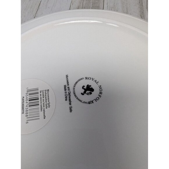 Royal Norfolk Blue White Set Of 2 Dinner Plates 10 5/8" - Picture 7 of 7